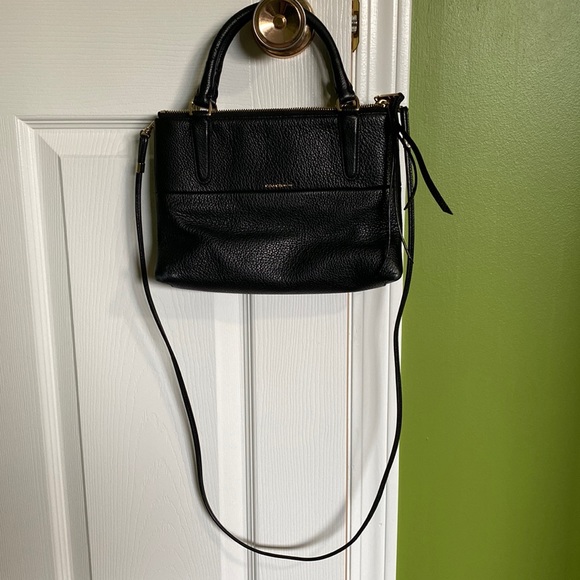 Coach Handbags - Coach Leather bag